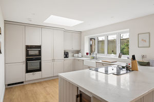 Photo 19- click for photo gallery